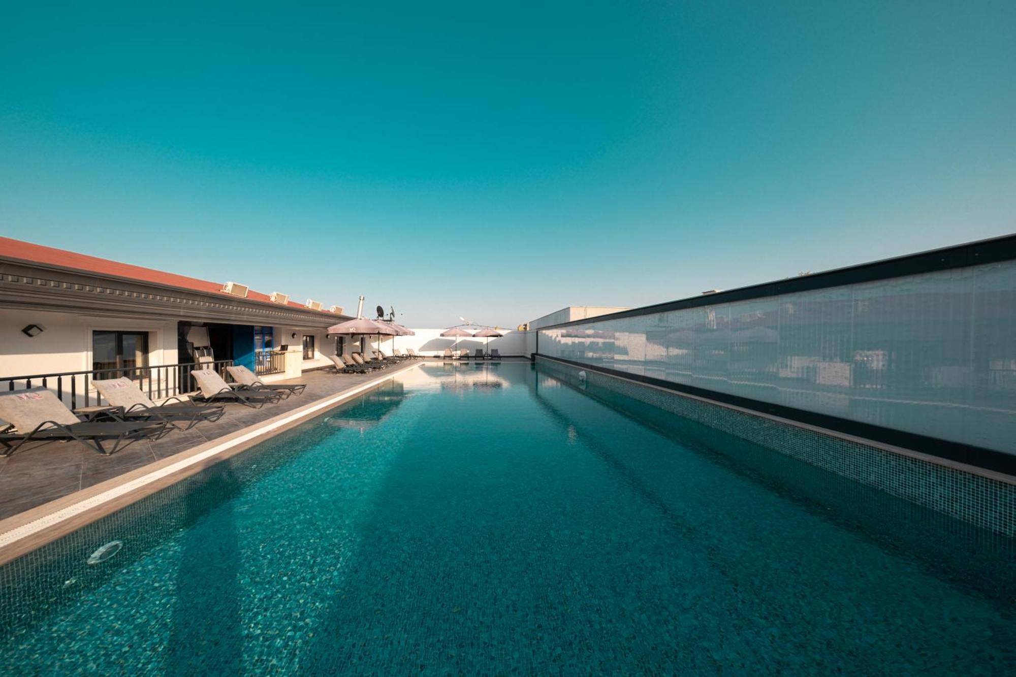 MQ Hotel Suites Arnavutkoy Exterior foto