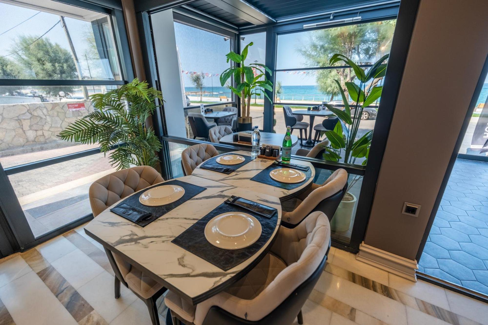 MQ Hotel Suites Arnavutkoy Exterior foto