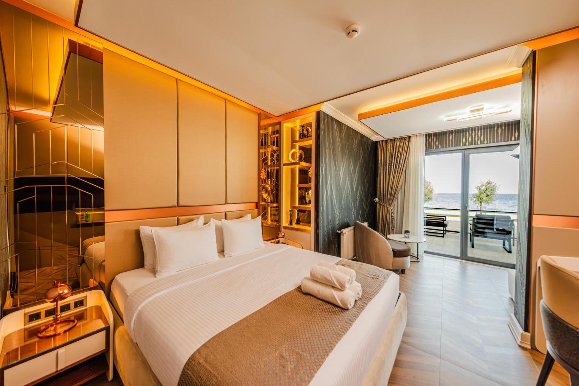 MQ Hotel Suites Arnavutkoy Exterior foto